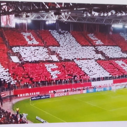 Olympiacos real photo like new