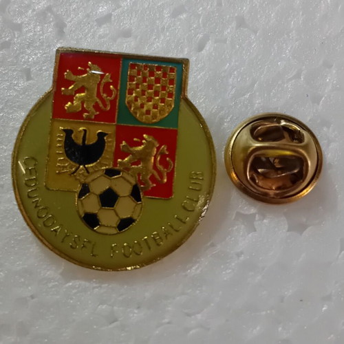 Collectible Czech Republic National Team Football Pin new