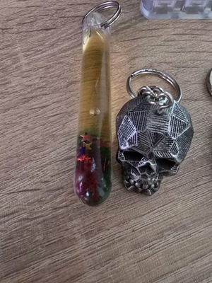 Collection of 7 decorative and souvenir keychains (Fidget, Souvenirs)
