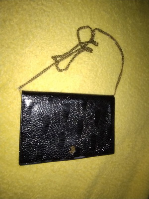 Vintage shoulder handbag in black and dark blue like new