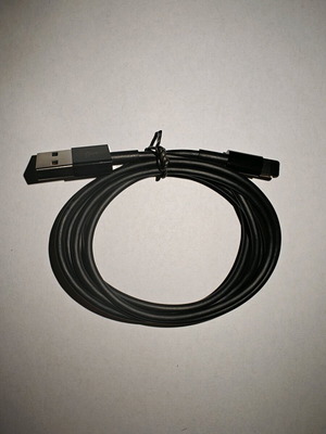 Lightning Cable Black 1m new