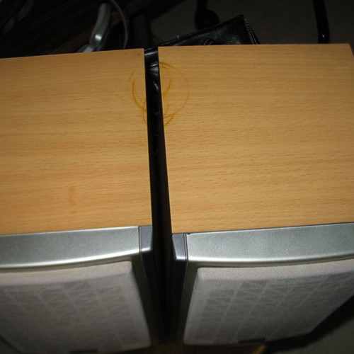 Thomson speaker pair used, 2x15 W, 25x16x18 cm