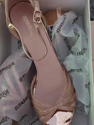 Pink gold sandal size 41 like new