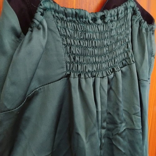 Emerald satin dress Marvel like new, size S-M