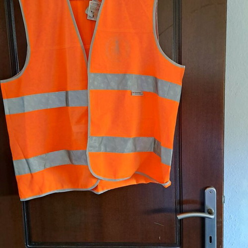 Reflective vest new comfortable size
