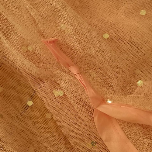 Tulle bed canopy used for single bed