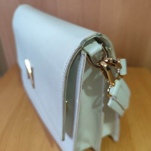 Nolah white shoulder bag used with two straps