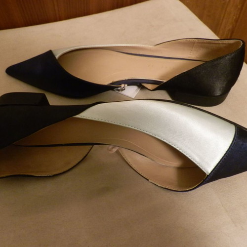 Zara TRF satin pointed flat pumps new, size 37, blue