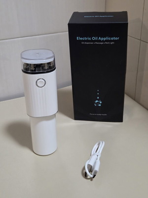 Electric Oil Applicator for Scalp Massage and Red Light Therapy