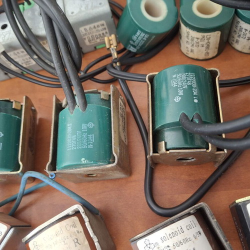 Electromagnetic Valve Coils for Air Conditioners used, 55 pieces various types