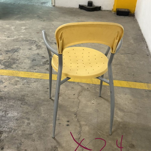 Metal chair with arms used, pack of 24, plastic seat