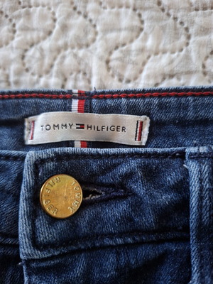 Tommy Hilfiger Harlem Ultra Skinny Jeans, W27 L30, blue and red