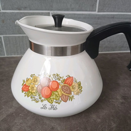 CorningWare USA ceramic vintage coffee pot like new