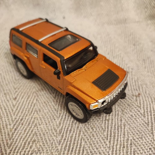 Hummer H3 metal miniature used, scale 1:43