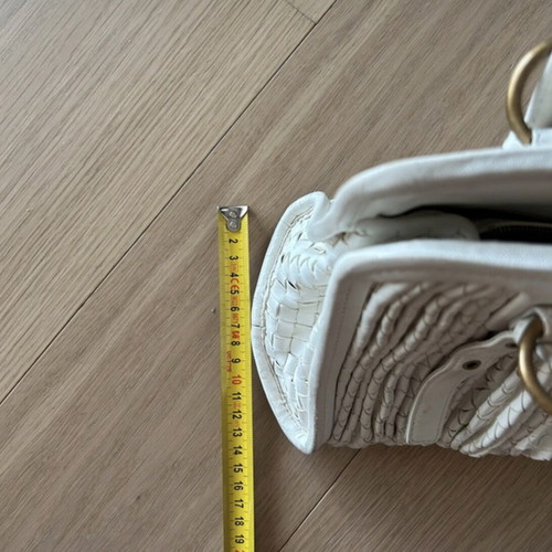 Bottega Veneta white leather shoulder bag used