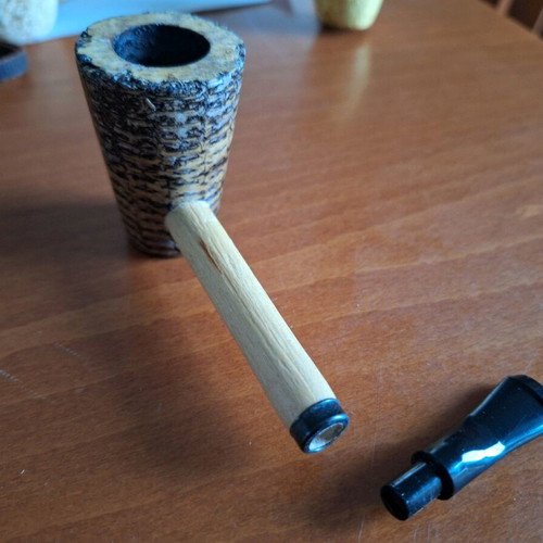 Missouri Corncob Tobacco Pipe new, un smoked without filter