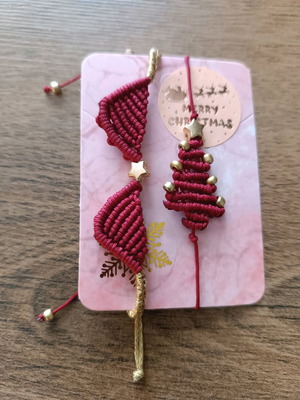 Set of 2 handmade macrame bracelets, red and gold, new
