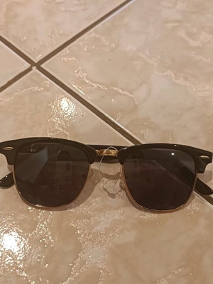 Sunglasses like new, black