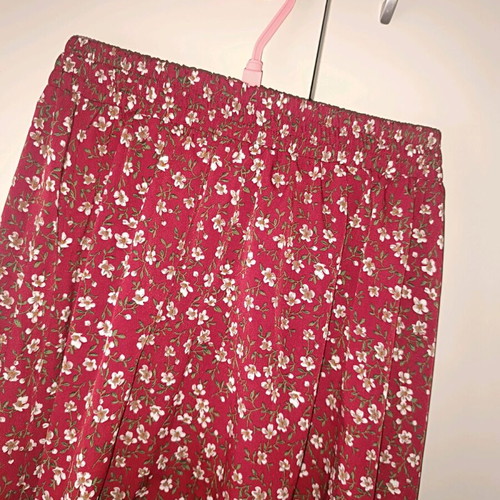 Maxi floral skirt Shein like new, red, size L