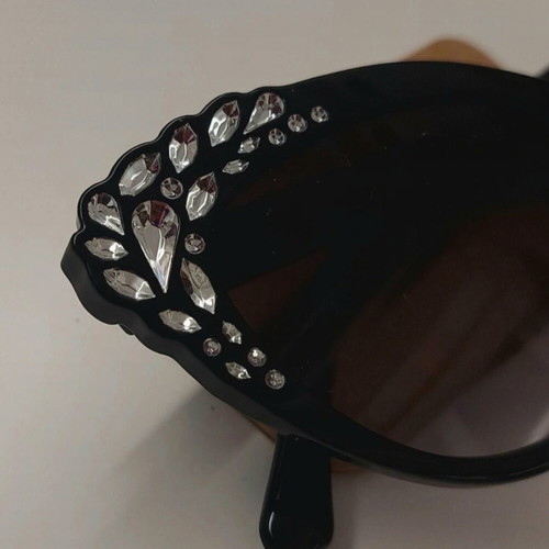 Stradivarius cat eye women's black sunglasses new with decoration