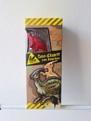 Dinosaur toy new, excavation playset