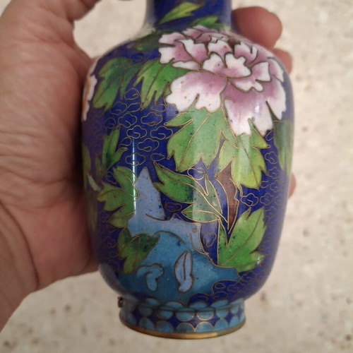 JINGFA Chinese cloisonne vase used, vintage