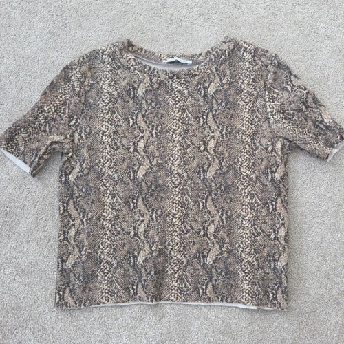 Zara women's t-shirt with snake print, like new, size S
