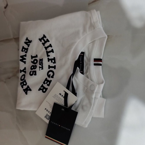 Tommy Hilfiger T-shirt size 74 short sleeve new