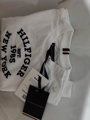 Tommy Hilfiger T-shirt size 74 short sleeve new