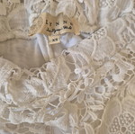 Lynne lace white shorts used, size XS/S