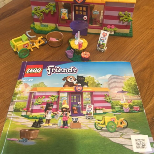 Lego Friends 41699 pet adoption cafe like new with instruction leaflet