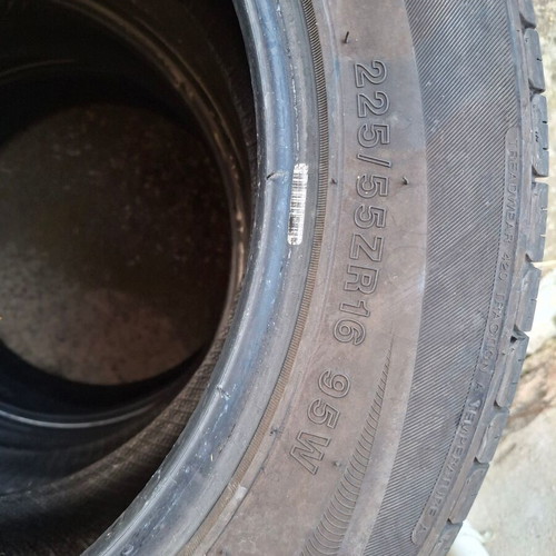 Michelin Primacy HP tires used, 3x 225/55 R16 95W and 1 Walin