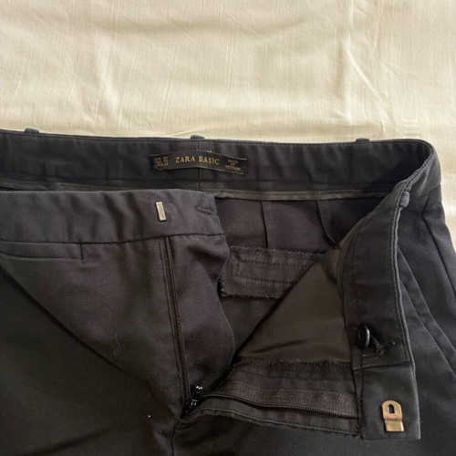 Zara black fabric pants used, size XS