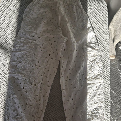Zara girls' pants size 9 years 134 cm white like new