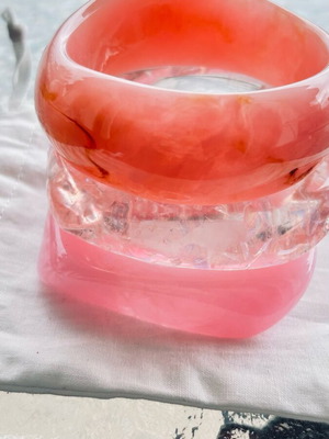 Set of 3 pink acrylic statement bracelets with marble effect new