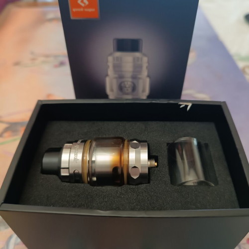 GeekVape Zeus Sub-Ohm Atomizer like new