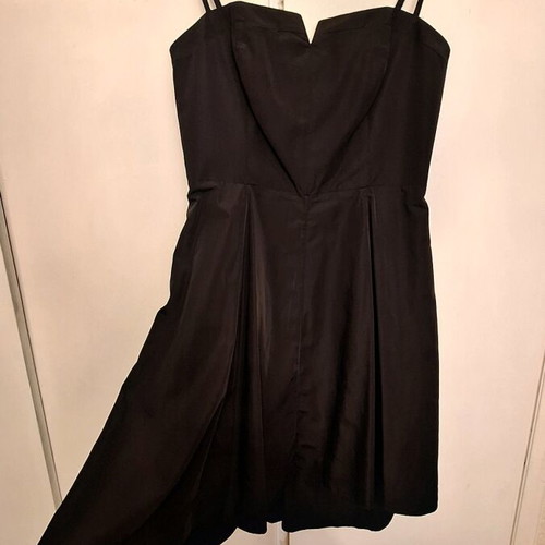Black dress Anna Riska size Medium like new