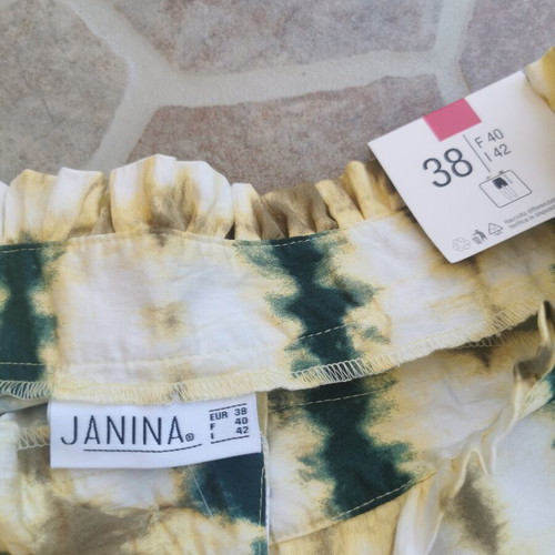 Shorts new, colorful, size M 38 10