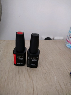 Ημιμόνιμα μανό καινούργια σε μαύρο και κόκκινο χρώμα