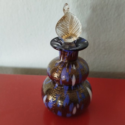 Murano perfume bottle like new with aventurine and gold