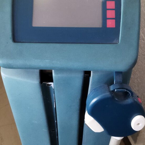 AestiLight IPL laser aesthetic machine used with two heads