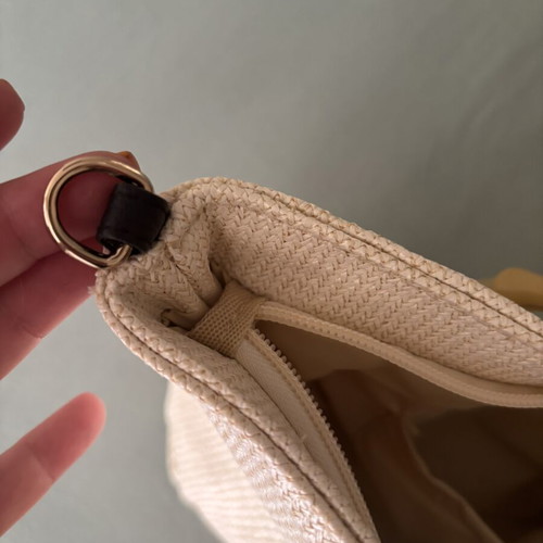 Summer bag new with horn handles and shoulder strap beige