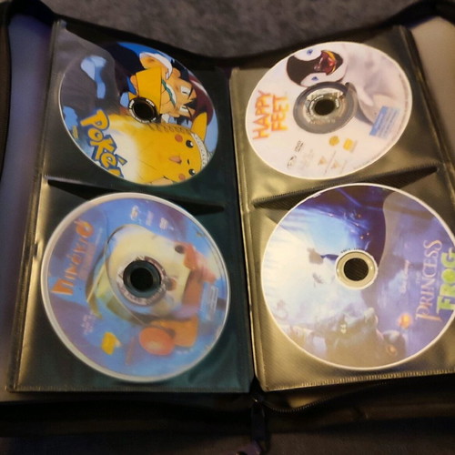 CD/DVD storage case used, 48 slots with zipper
