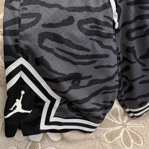 Jordan Bermuda shorts like new, size XL