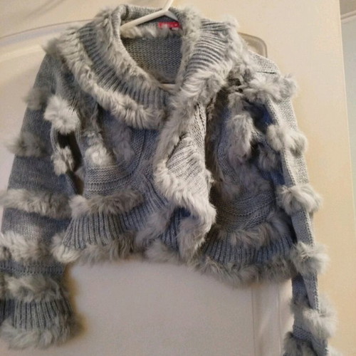 Bolero knitted with fur like new, size 140 cm, gray, for 10-12 years