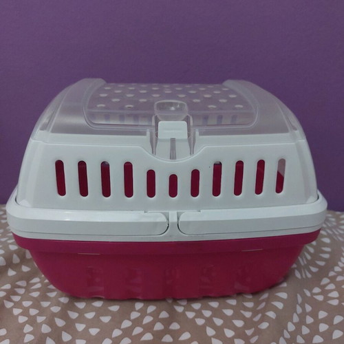 Small animal carrier like new for hamsters, rabbits, guinea pigs