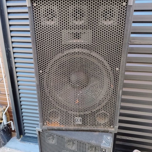 Fiesta speakers 250w used
