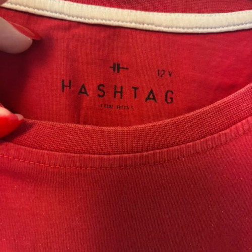 T-shirt No12 like new, Hashtag, red, short sleeve for 12 years old