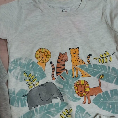 Summer T-shirts for 3-year-old boy, like new, pack