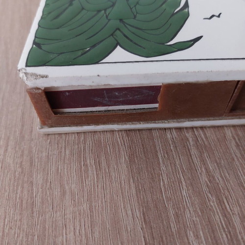 Decorative Kos 15 cm vintage with compartments and ceramic tile used